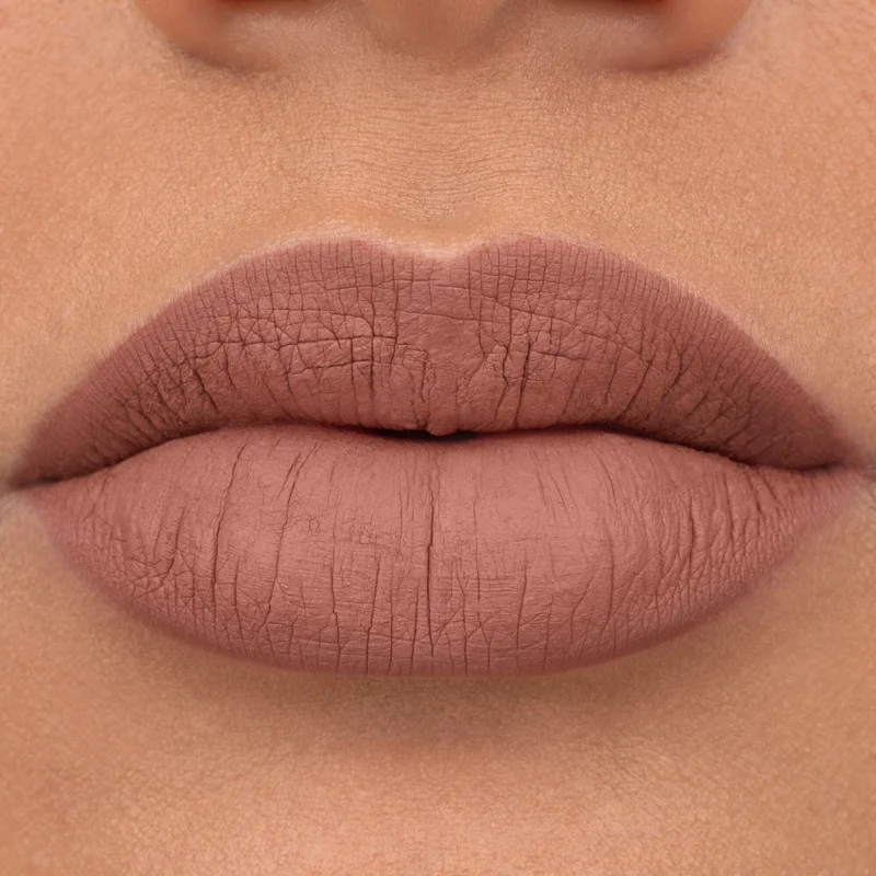 Essence Essence 8H Matte Liquid Lipstick 01