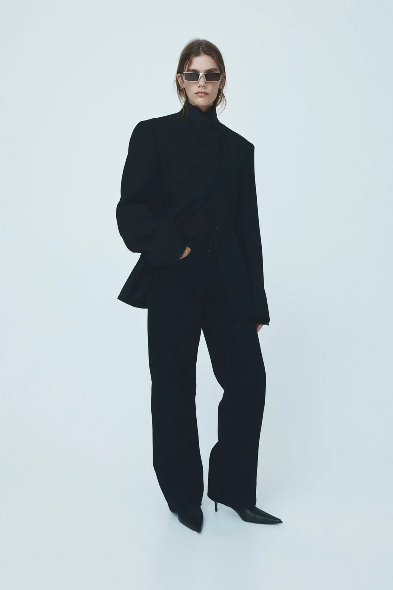 اتش اند ام بنطلون جينز واسع الساق