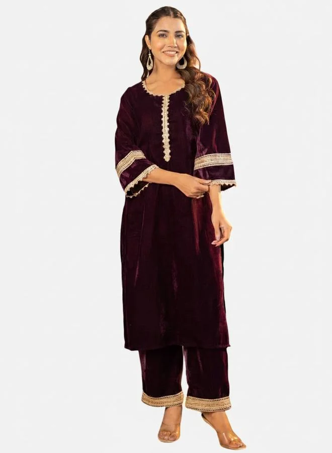 KASYA Women Velvet Look Kurta and Pants Co-ords
