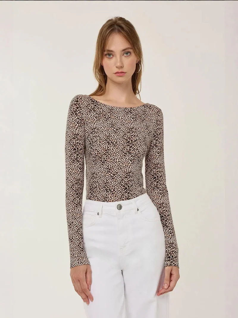 HICCUP Slim Fit Animal Print Top