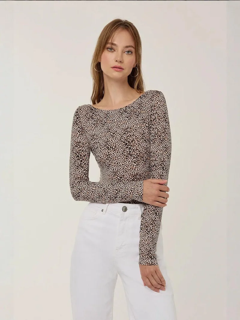 HICCUP Slim Fit Animal Print Top