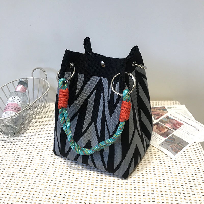 Supply Niche Design Black And White Rhombus Knitted Tote Bag Handbag Casual Versatile Large Capacity Crossbody Bag - Image 1