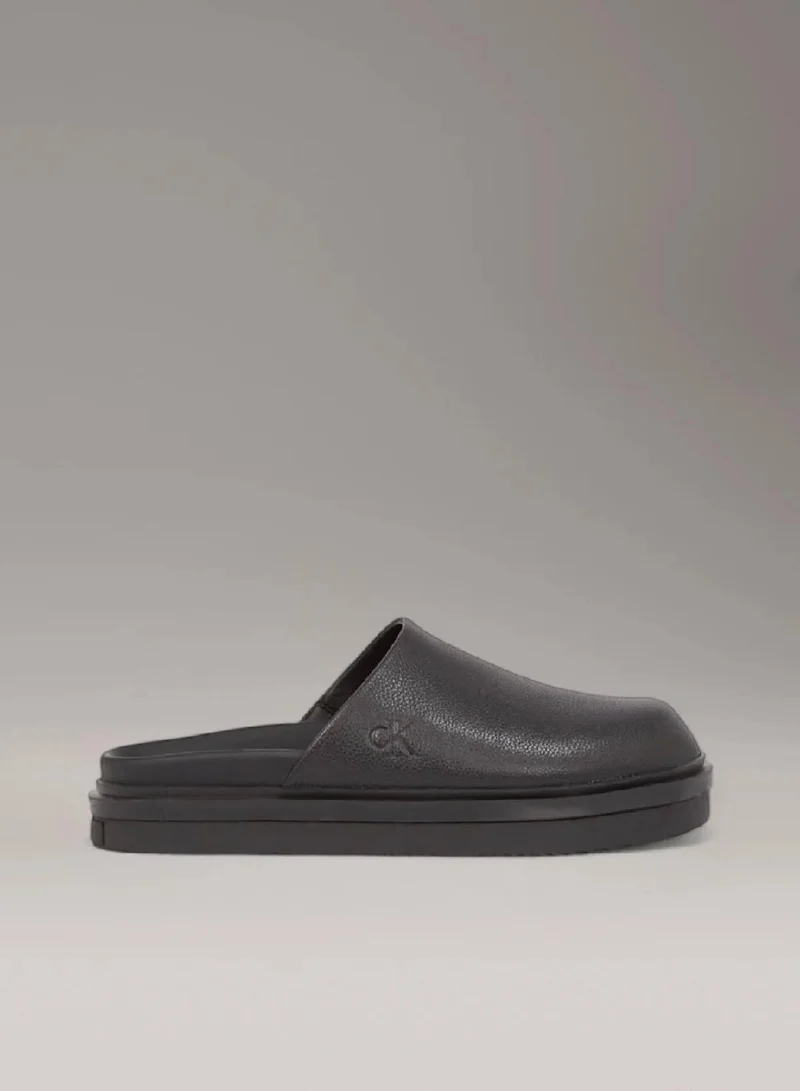 كالفن كلاين جينز شبشب كلوج من الجلد