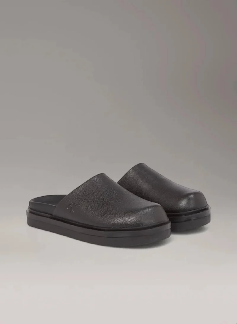 كالفن كلاين جينز شبشب كلوج من الجلد