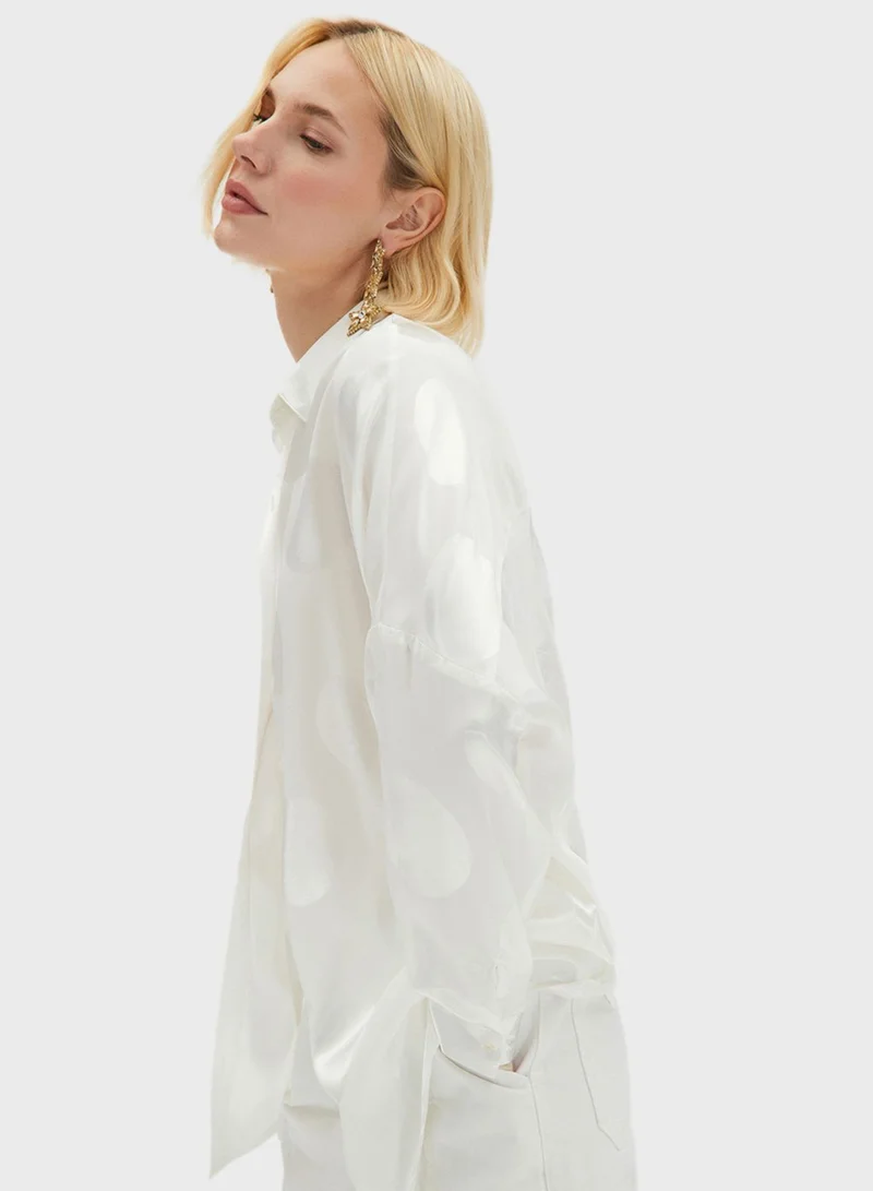 JUNE Printed Button Down Shirt