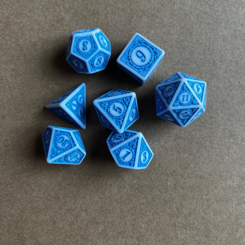 Patented Set Of Seven Complex Patterns, Retro Antique Solid Color White Dot Oil Graphics Dice Game Dice Sale - Image 4