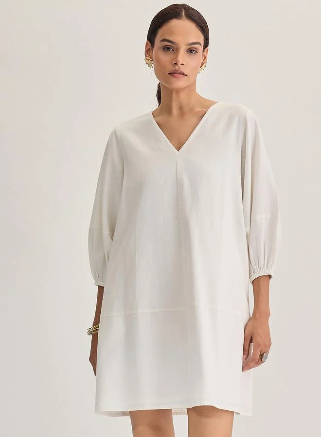 فيميلا فستان قصير من قماش قطني وكتان بأكمام بطول 3/4