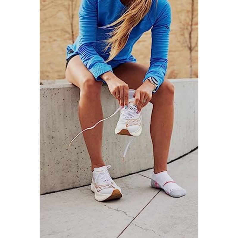 Saucony Women's RunDry Performance 8, 16 Pairs Heel Tab Athletic Socks, S-L, Grey Assorted (8 Pairs), Medium - Image 4