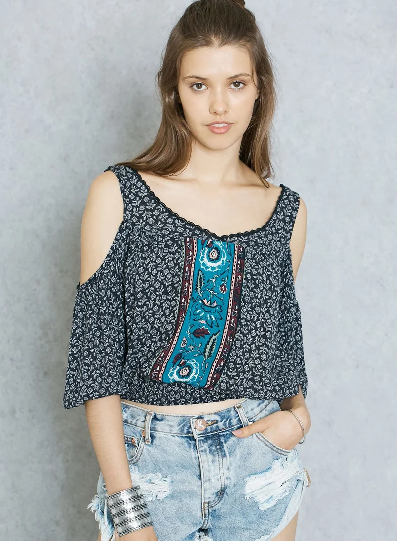 FOREVER 21 Printed Cold Shoulder Top