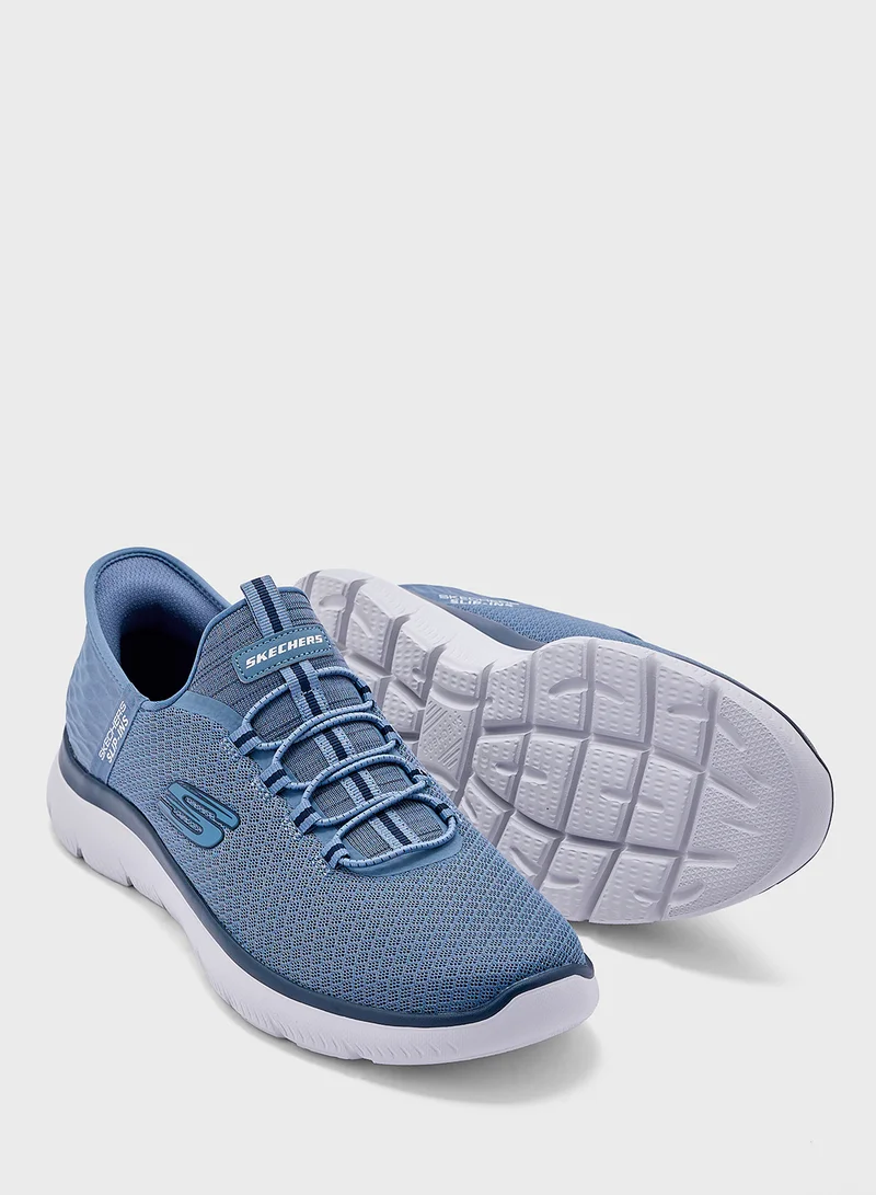 SKECHERS Summits