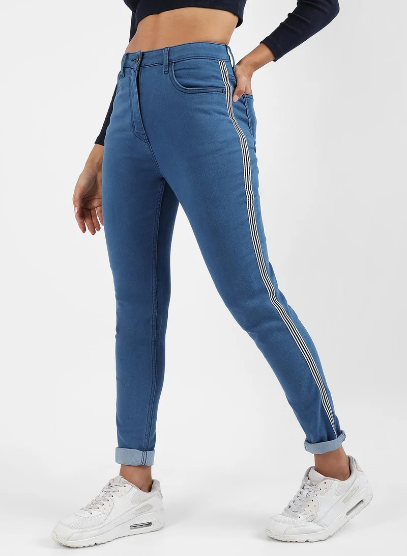 Campus Sutra Campus Sutra Women's Light Blue Pencil Side-Striped Denim Jeans
