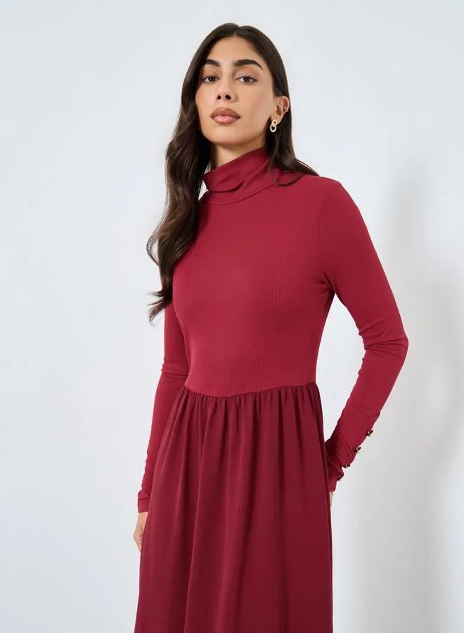 ستايلي فستان ميدي مضلع بياقة عالية