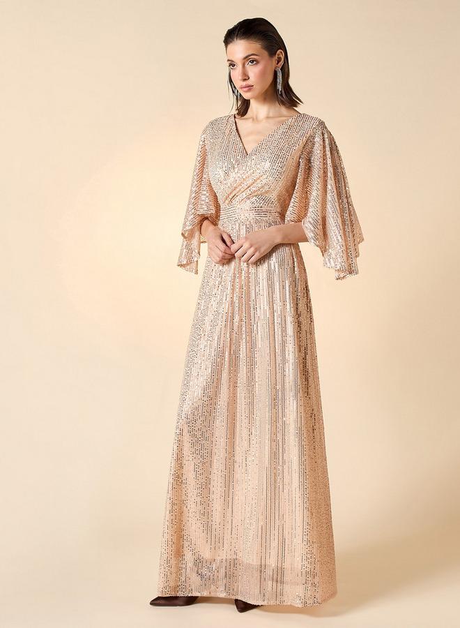 تواكستريمز فستان ماكسي مزين بالترتر بياقة على شكل  وأكمام فراشة - Image 3