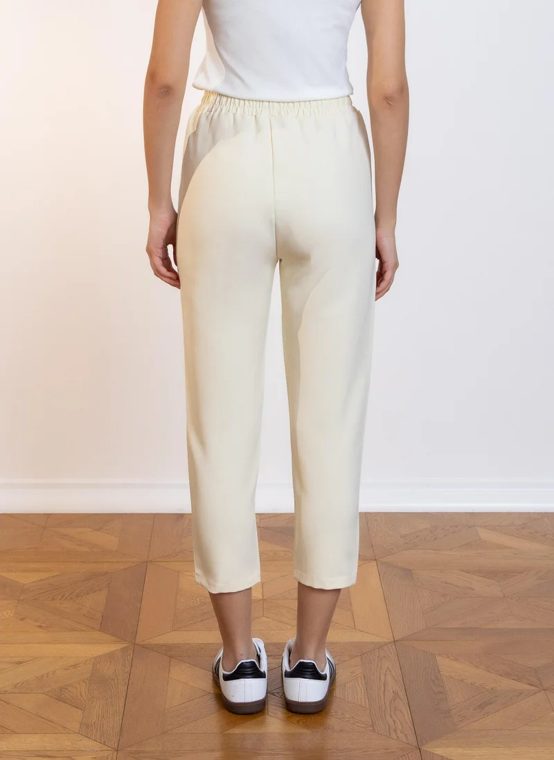 SHAPES COMFORT SLIM CROPPED TROUSERS