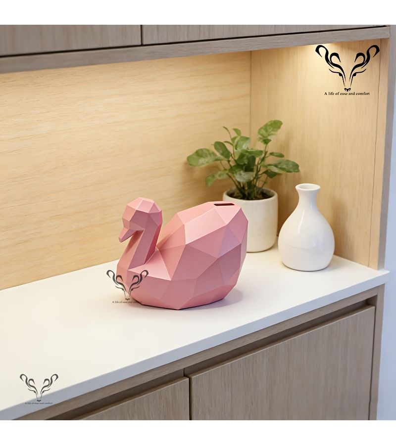 خنزير أرتستيكي وردي من resin على شكل بجعة مزخرفة - Image 1