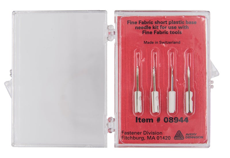 Avery Dennison Mark III 10312 Fine Tagging Gun with 5,000 Avery Dennison 3/4 Inch Barbs and 4 Avery Dennison Replacement Needles - Image 3