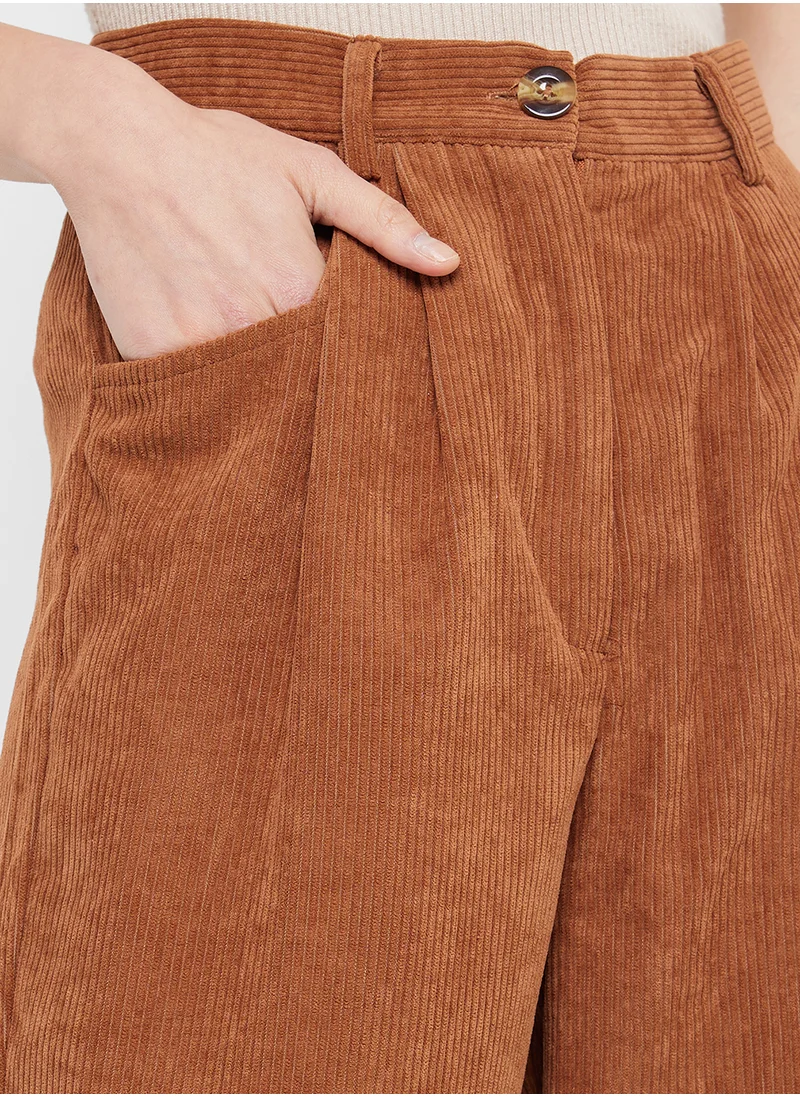 ELLA Front Pleat Detailed Tapered Pants