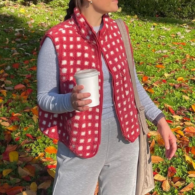 SeeLuNa Womens Checkered Sherpa Vest Sleeveless Winter Fleece Jacket High Neck Zip Up Plaid Gilet with Chest Pocket(Red,M) - Image 5