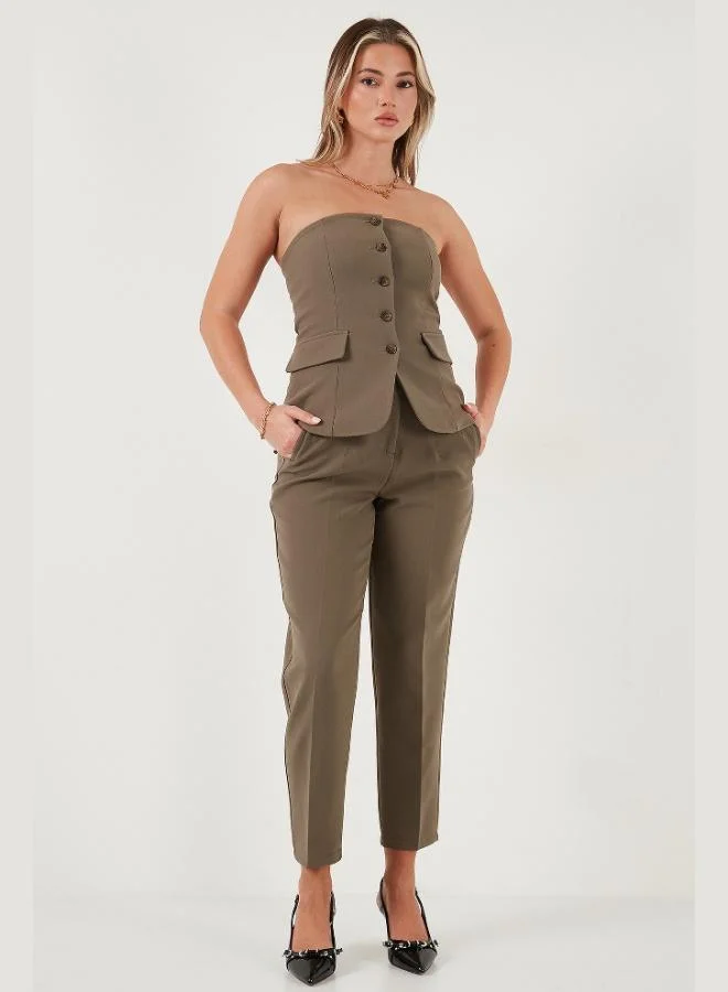 ليلا ليلا فيست نسائي بدون أكمام بياقة وأزرار