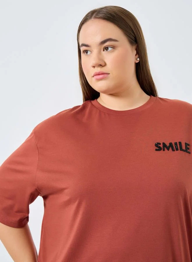 Styli Styli Plus Size Red Slogan Print T-Shirt