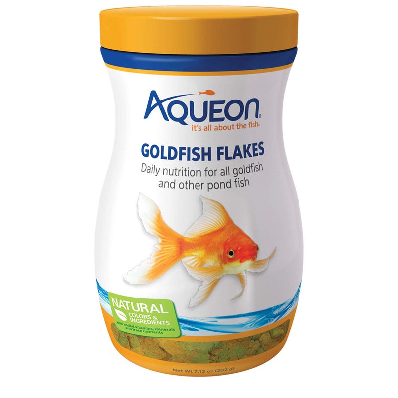 Aqueon Goldfish Fish Food Flakes, 7.12 Ounces - Image 1