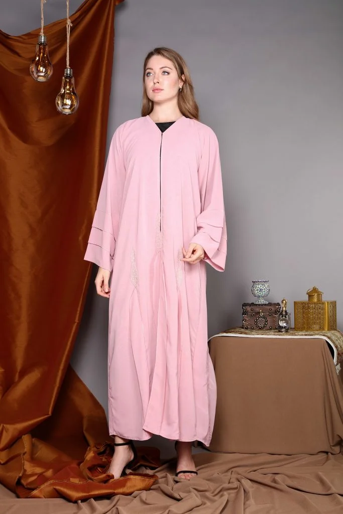 Moistreet Embroidered Flared Sleeve Abaya