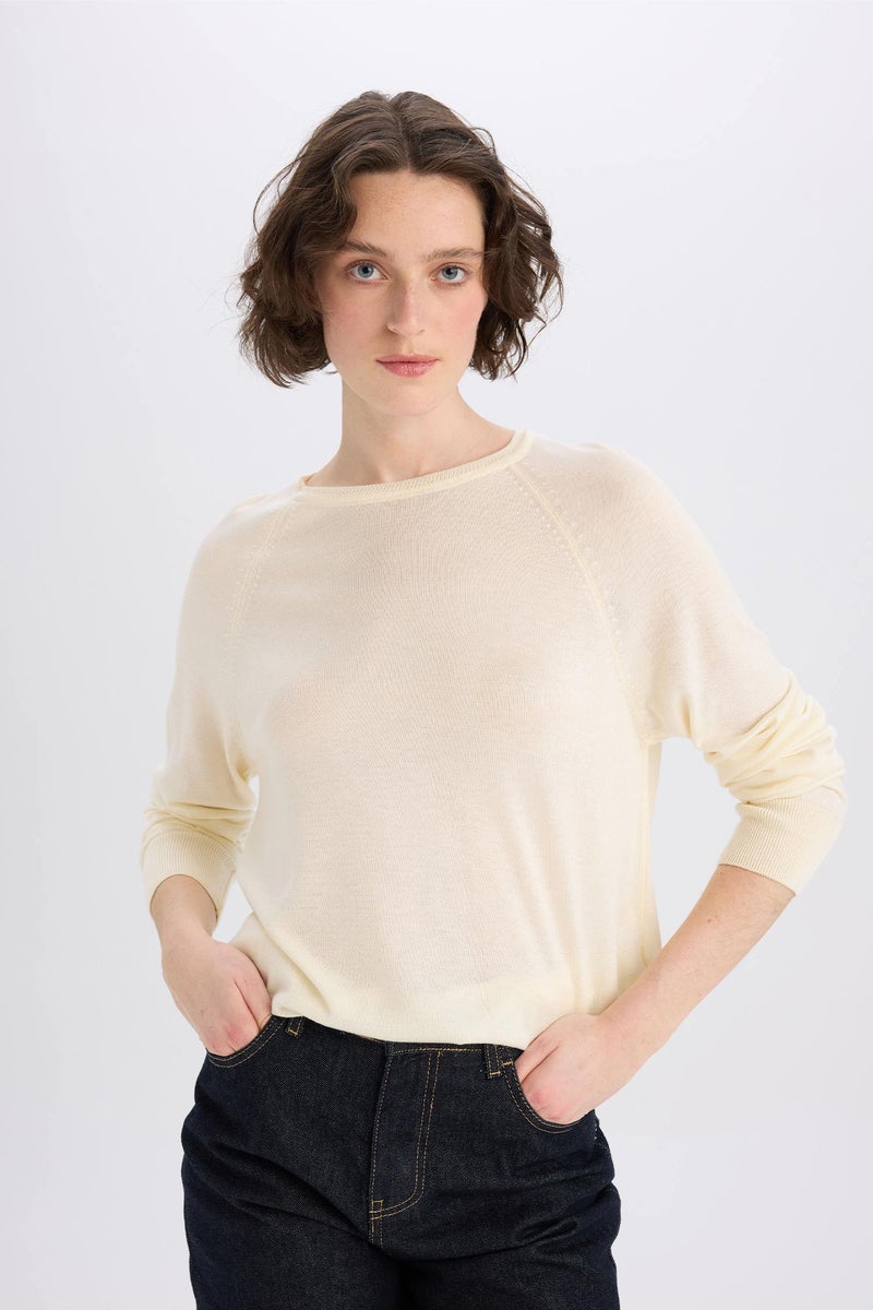DeFacto Beige Woman Regular Fit Crew Neck Basic Knit Pullover Casual - Image 4