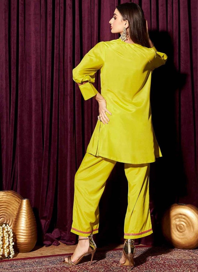 Indo Street V-Neck Gotta Patti Kurta and Trousers Set for Women - Image 5
