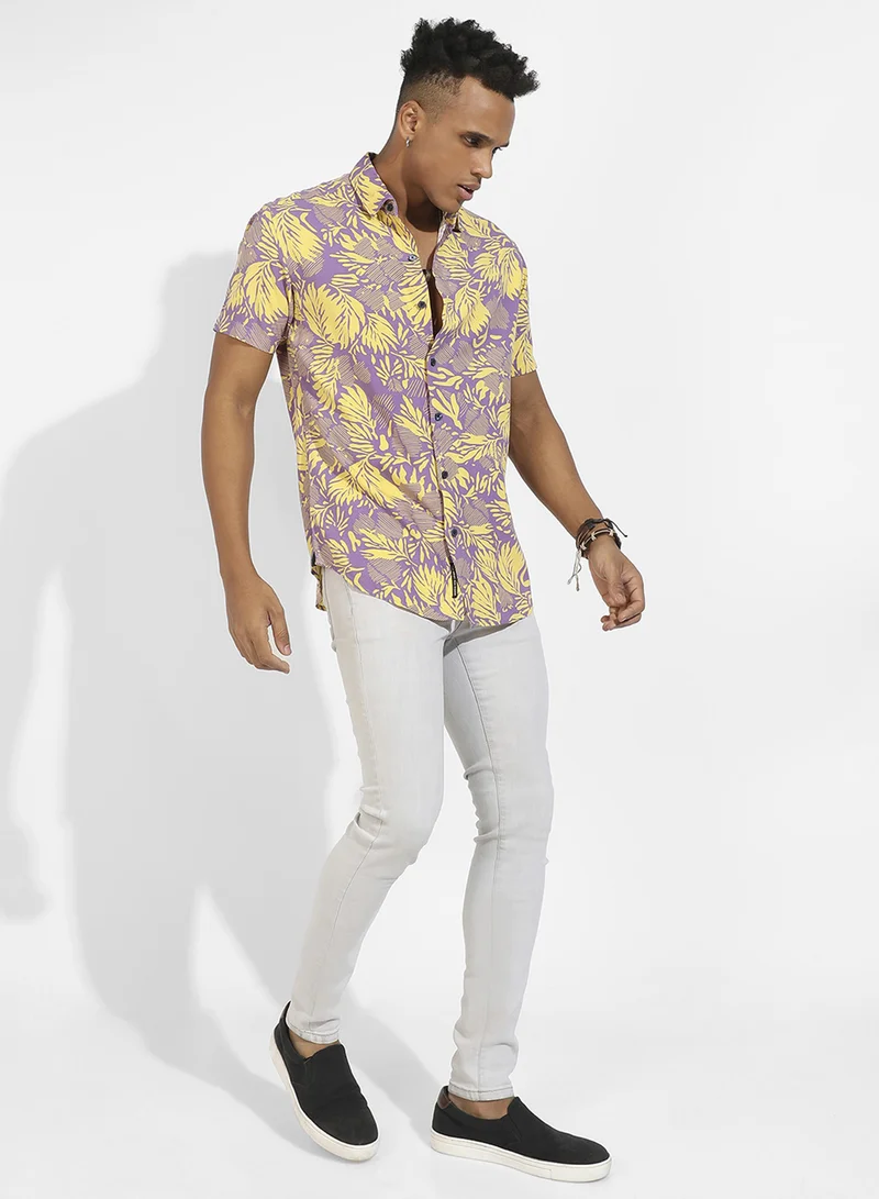 كامبوس سوترا Men's Lavender & Yellow Contrast Foliage Shirt