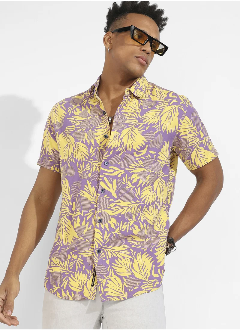 كامبوس سوترا Men's Lavender & Yellow Contrast Foliage Shirt