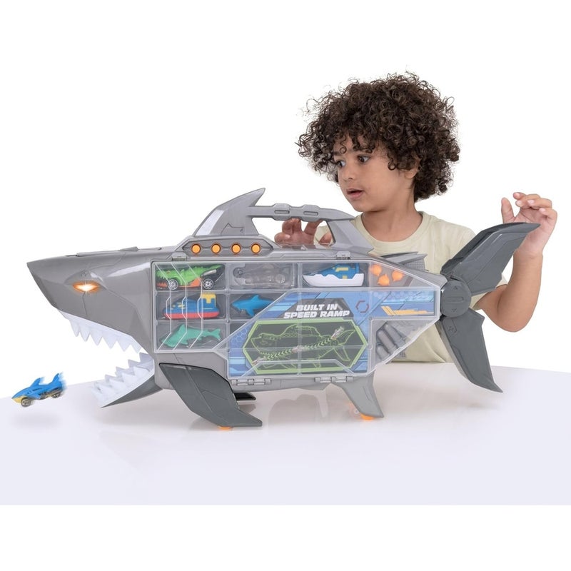 سمكة القرش الهجومية الناقلة للمركبات - 1417446 - Image 3