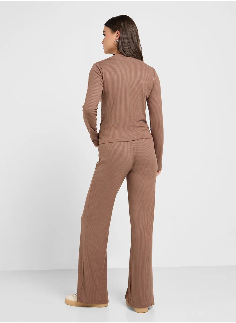جينجر Ribbed Jersey Fitted Top & Flared Pant Set