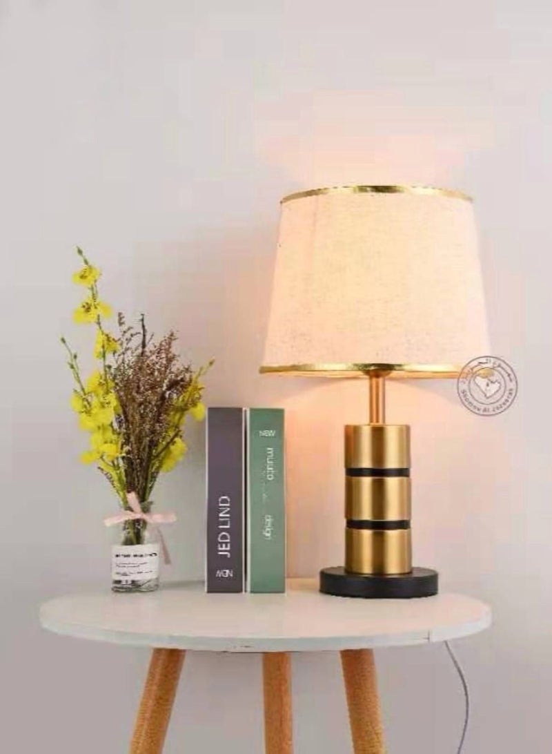 ICTC table lamp