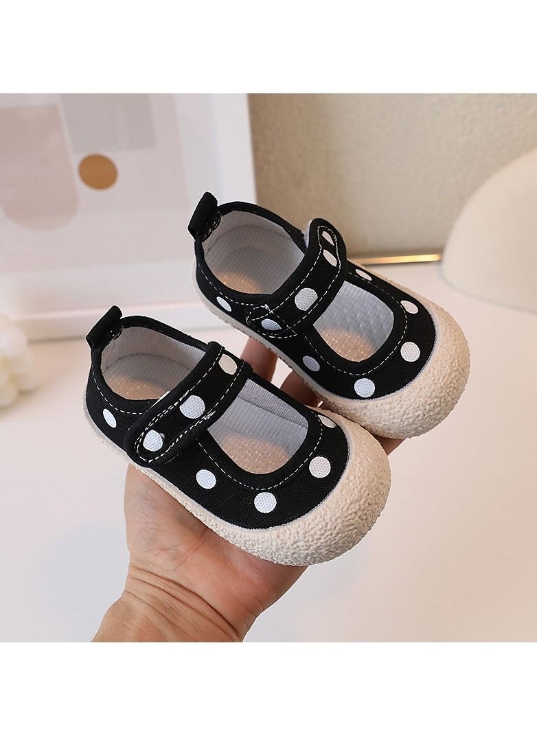 Loquat - Soft Sole Anti Slip And Wear-resistant Walking Flat Sandals - Image 1