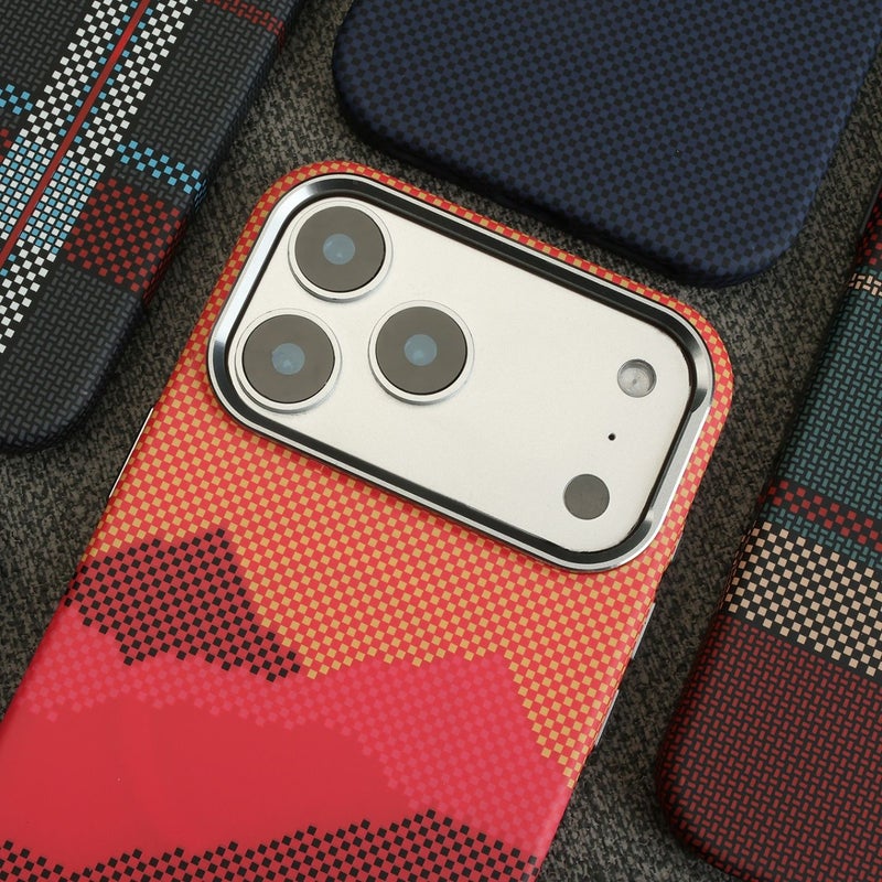 حافظة هاتف متوافقة مع iPhone 17 Pro Max، مغناطيسية، نسيج كيفلر، ألياف كربون، بلون ألبايين البرتقالي، غطاء واقٍ غير لامع بتغطية كاملة. - Image 2