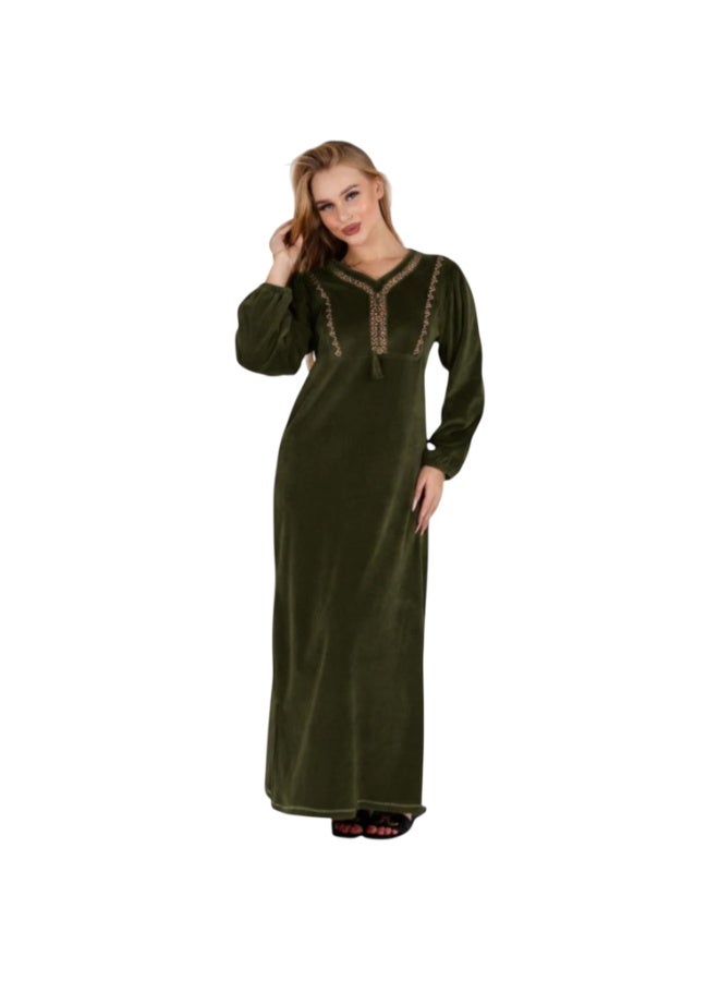 زيكوتكس  عباية نسائية شتوية قطيفة ملكي ناعمة - لون زيتي داكن بتطريز صدر هندسي راقٍ - جلالة استقبال بفتحة رقبة V. - Image 1