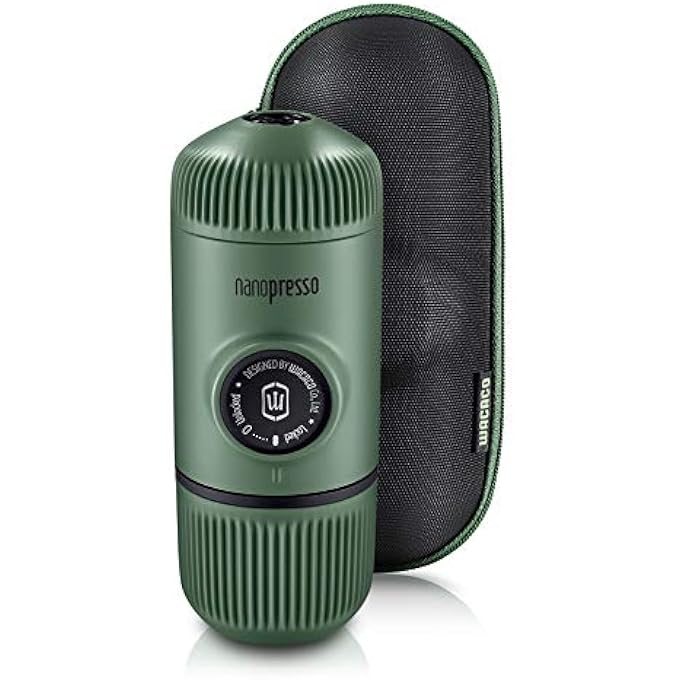 واكاكو ماكينة صنع الإسبريسو المحمولة Nanopresso مع حقيبة واقية، إصدار مطور من ماكينة صنع القهوة Minipresso Mini Travel مثالية للتخييم والسفر والمكتب، عناصر جديدة باللون الأخضر الطحلب - Image 1