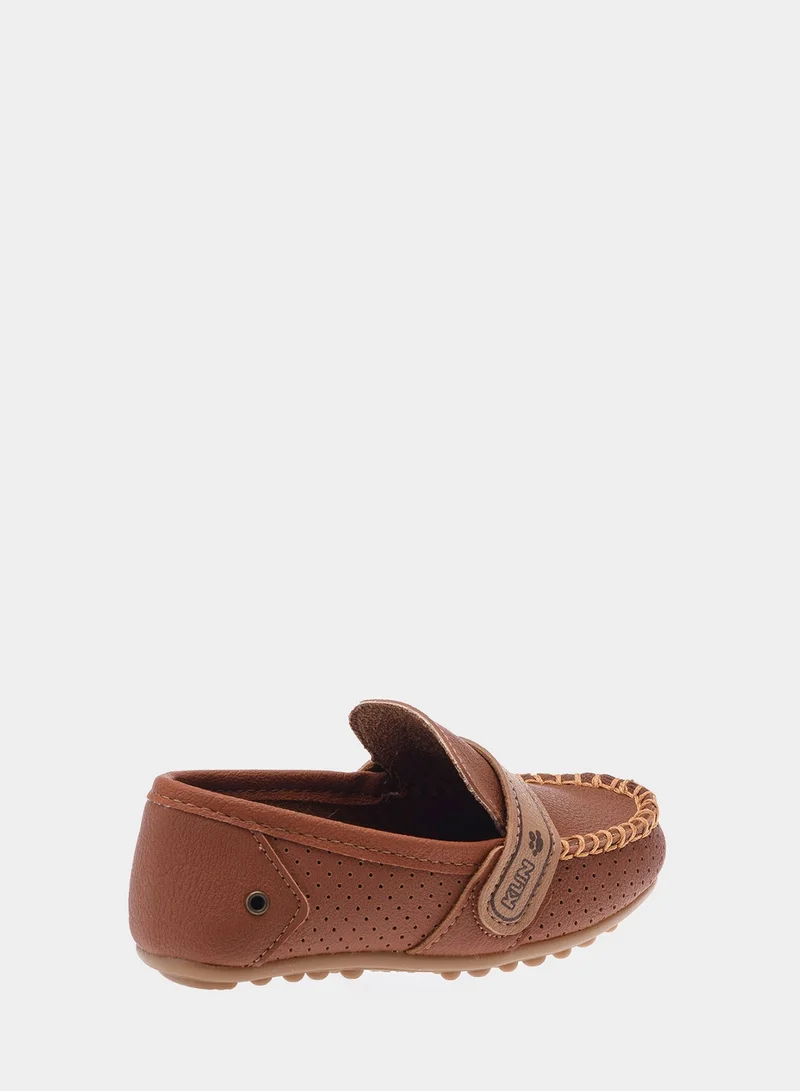 كلين كلين ساباتو كوروميم كاراميلو