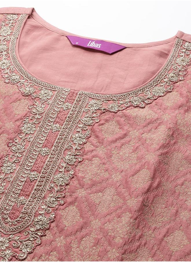 Libas Silk Straight Kurta and Solid Trouser with Embroidered Dupatta Set by Styli  - Image 2