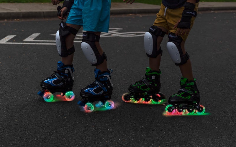 MammyGol Adjustable Inline Skates for Kids Youth with Light up Wheels,Illuminating Beginner Black Roller Skates for Boys Size 5-8 - Image 5