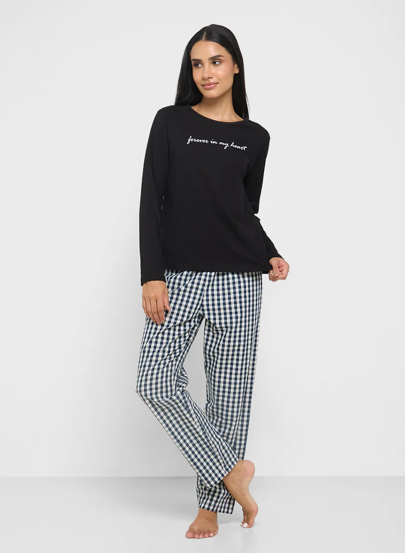 جينجر Cotton T-Shirt & Checkered Pyjama Set