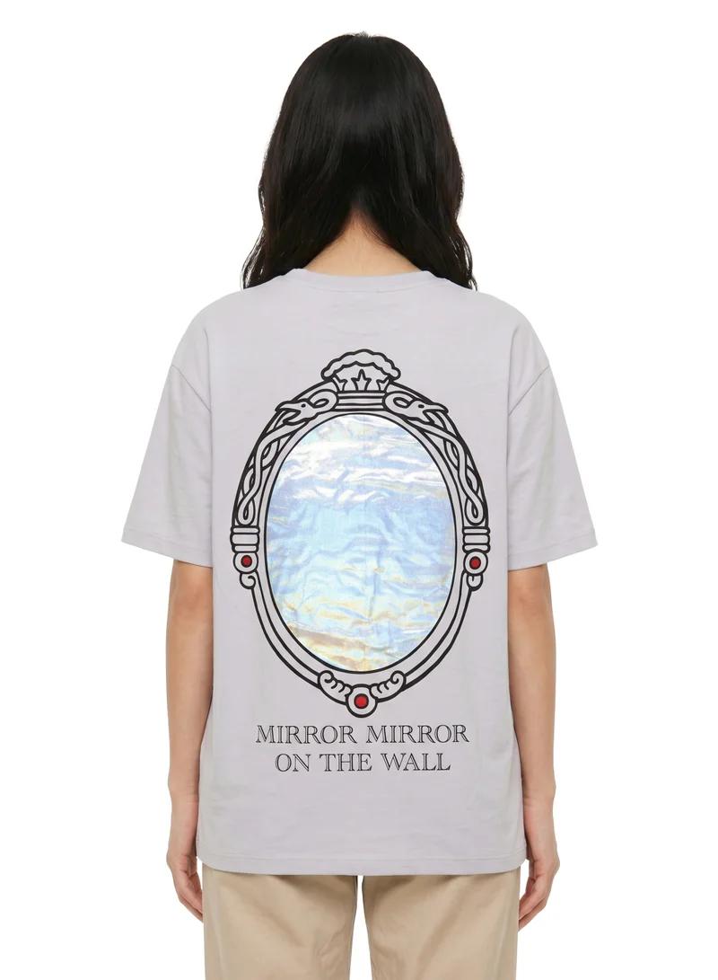 ديزني Disney Snow White Mirror Oversized Graphic T-Shirt for Women – Light Grey