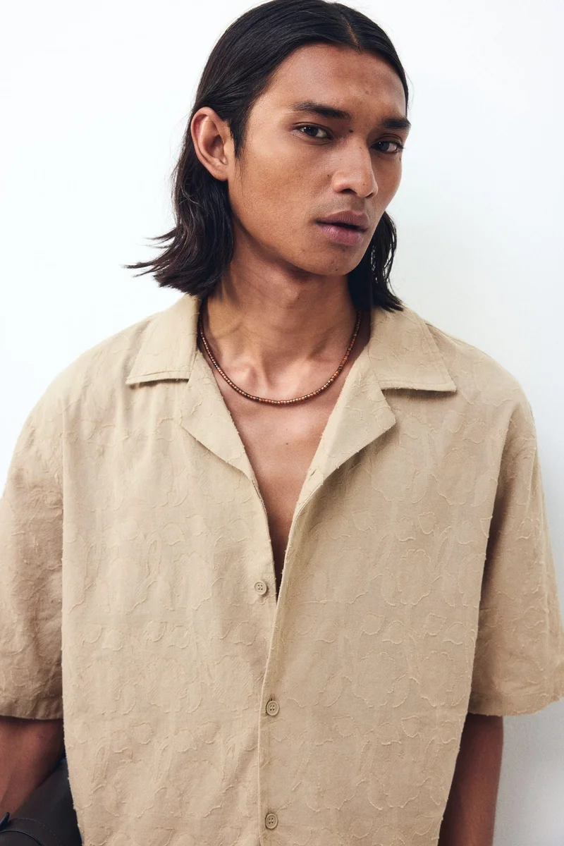H&M  Relaxed Fit Textured resort shirt for Men | Best Price UAE