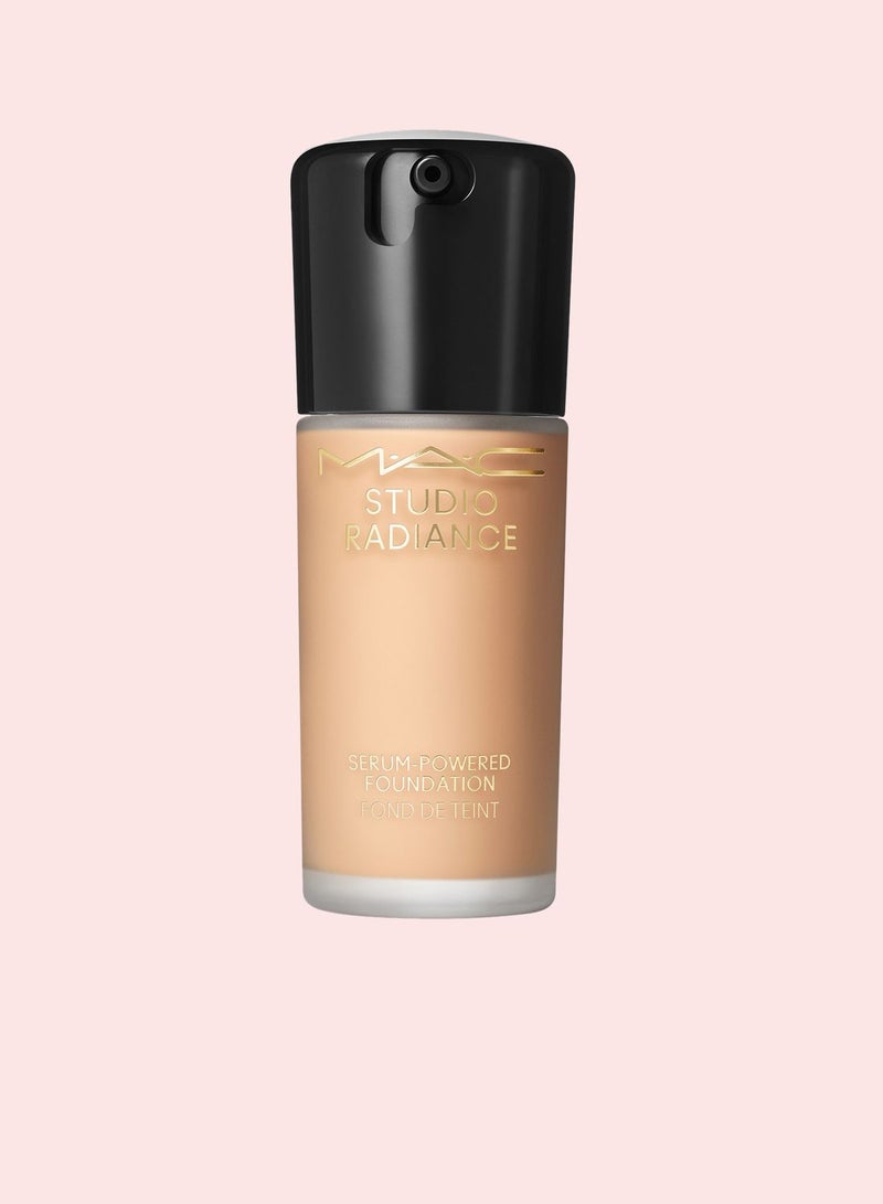 MAC Cosmetics Studio Radiance Serum Powered Foundation - NW20 - Image 1