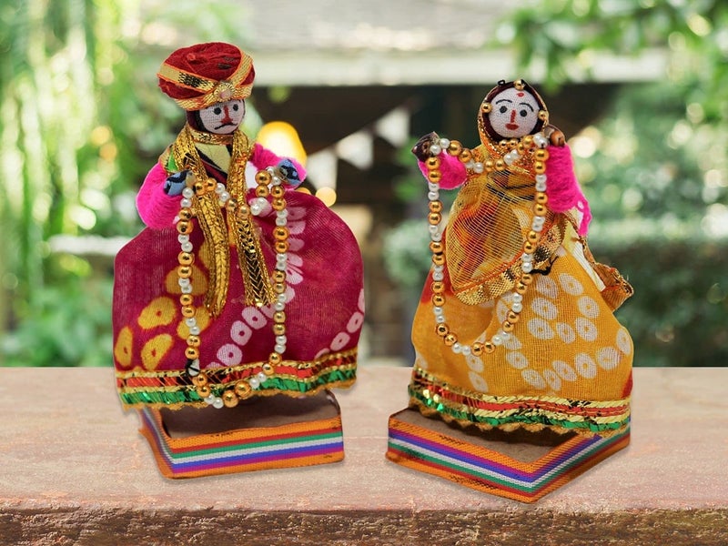 JH Gallery Handmade Recycled Rajasthani Dulha Dulhan Figurines - Home Decor, Furnishing, Gifting Idol & Decorative Items for Living Room, 11x11 cm Multicolour Showpiece, Perfect for Home Decoration - Image 1
