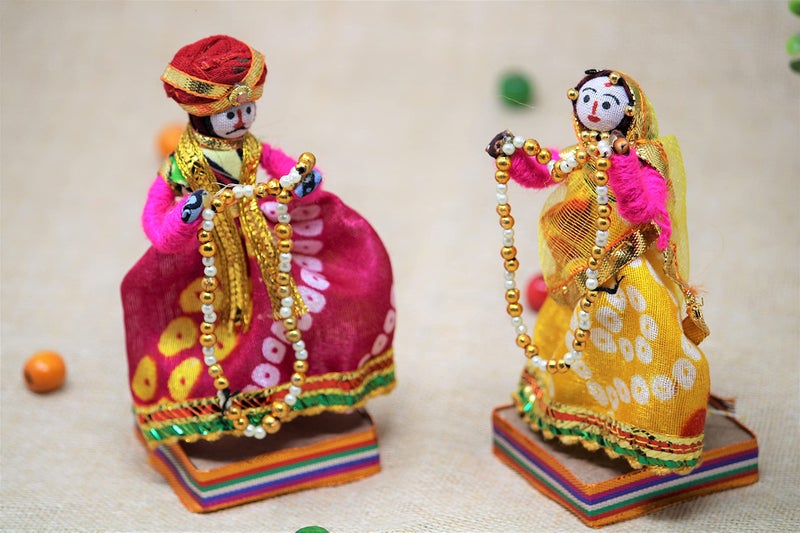 JH Gallery Handmade Recycled Rajasthani Dulha Dulhan Figurines - Home Decor, Furnishing, Gifting Idol & Decorative Items for Living Room, 11x11 cm Multicolour Showpiece, Perfect for Home Decoration - Image 2