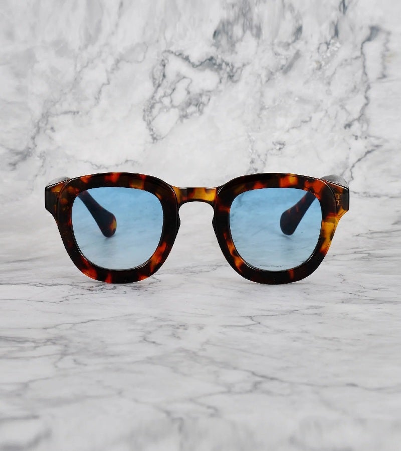  اكسبليست باوتس نظارات شمسية أنيقة روبن للجنسين بتدرج أزرق - Image 2