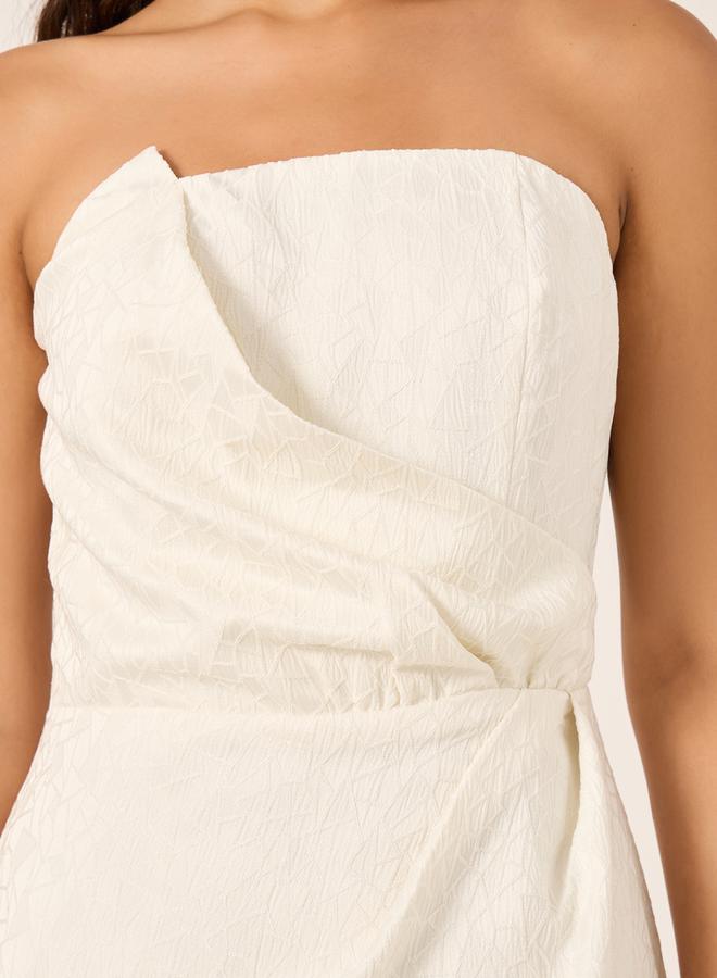 Styli Strapless Ruffle Midi Dress - Image 4