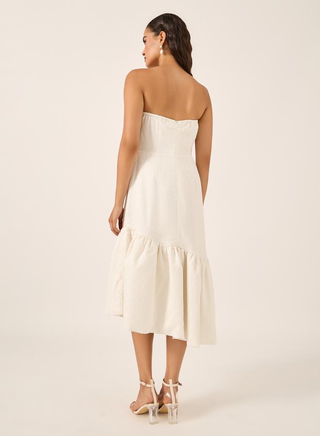Styli Strapless Ruffle Midi Dress - Image 5
