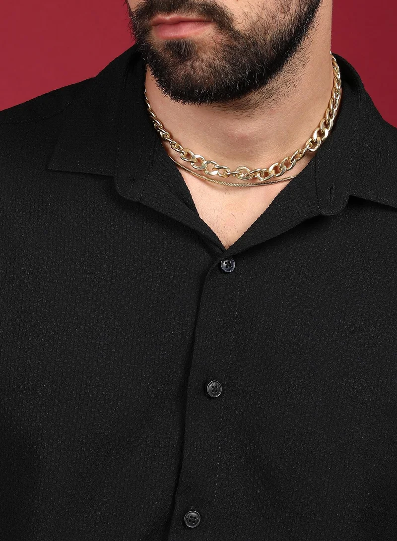 Campus Sutra Men's Midnight Black Embossed Micro Check Shirt | قميص بأكمام طويلة | نمط سادة | ملابس غير رسمية | طوق منتشر